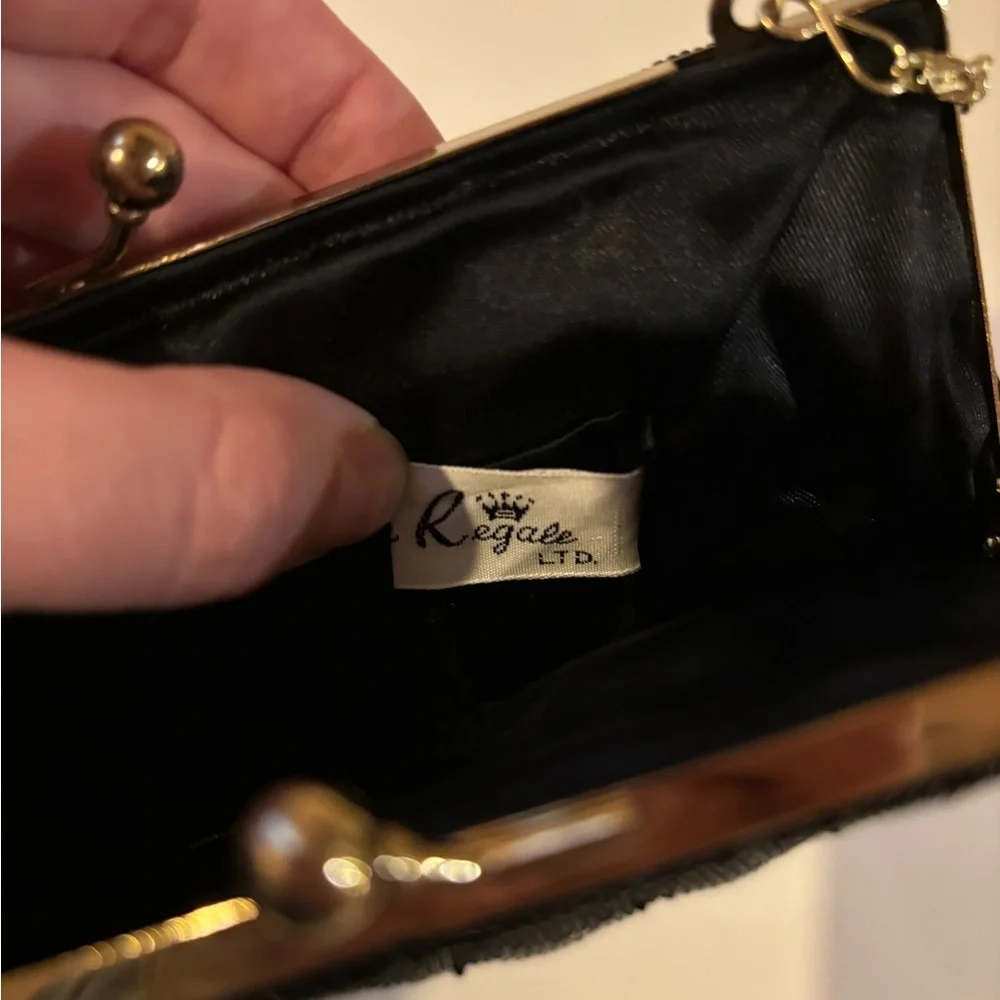 Vintage La Regale Beaded Clamshell Evening Bag Black Cocktail Clutch
